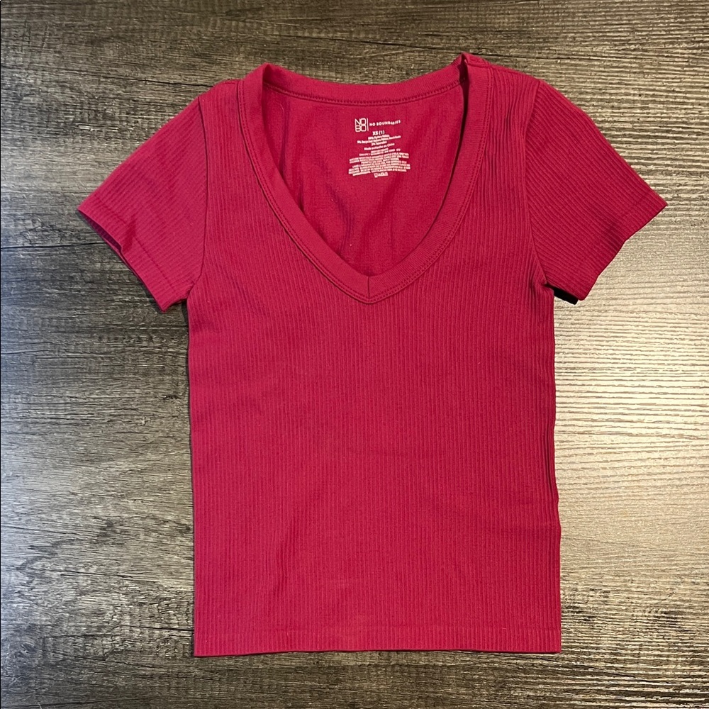 Ribbed V-Neck Short Sleeve Top - Raspberry